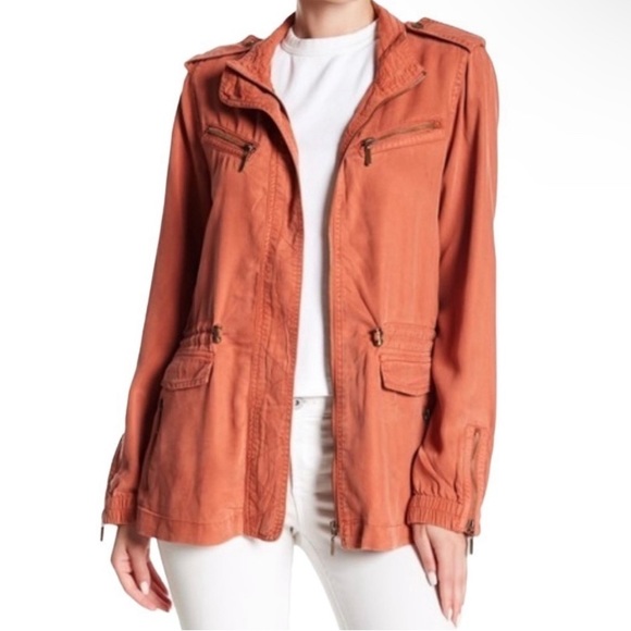 Max Jeans Jackets & Blazers - MAX JEANS Coral Cloud Utility Jacket